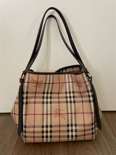 bolsa da burberry|bolsa burberry original.